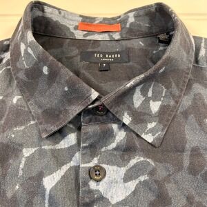 Ted Baker London Ufroze Short Slv Button Shirt Mens 3XL US/ 7UK Blue Floral Camo